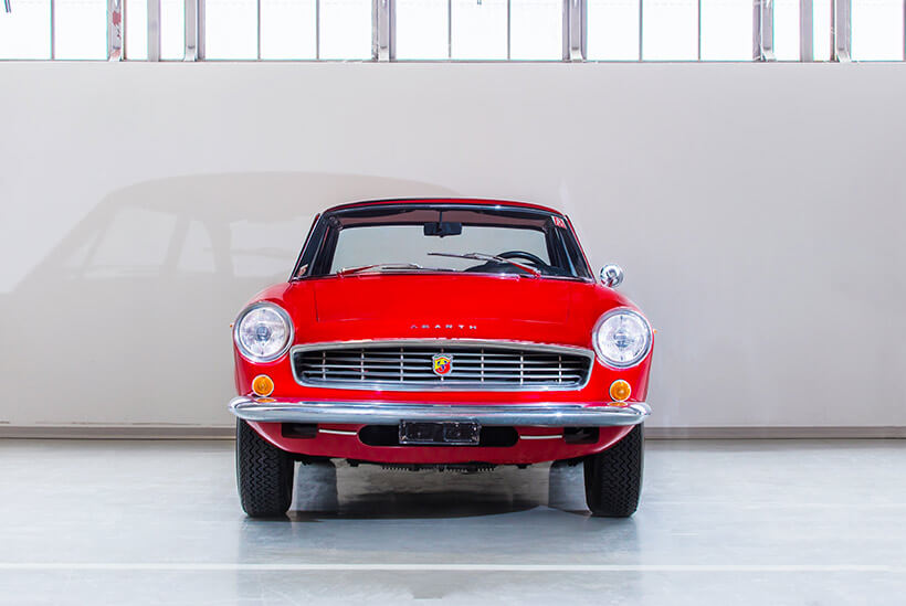 D_BIG_Abarth-2400-Coupe-Allemano