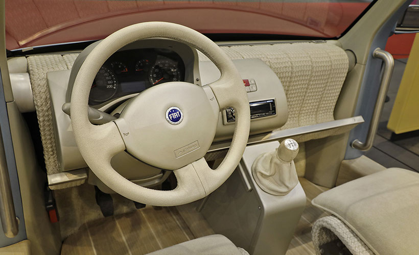 D12-Retromobile-2020