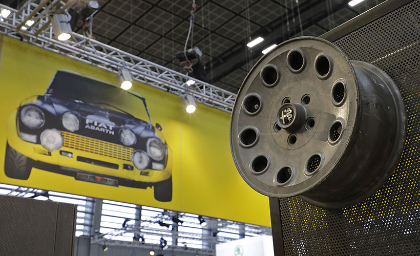 D16-Retromobile-2020