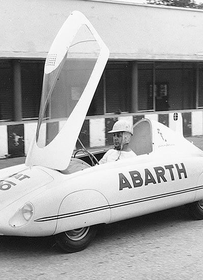 D_MEDIUM_Mese_Scorpione_Abarth